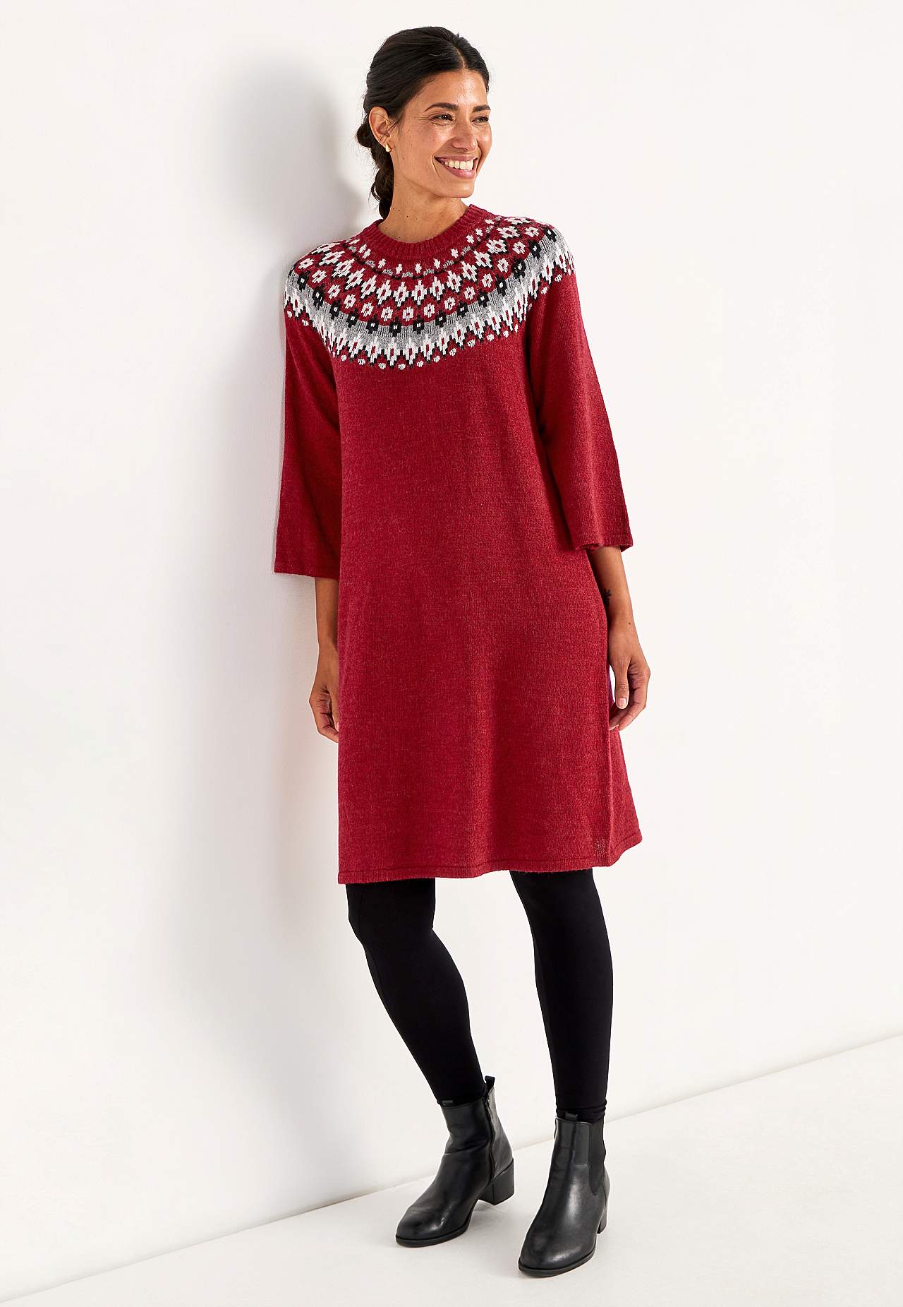 Adīta žakarda raksta kleita