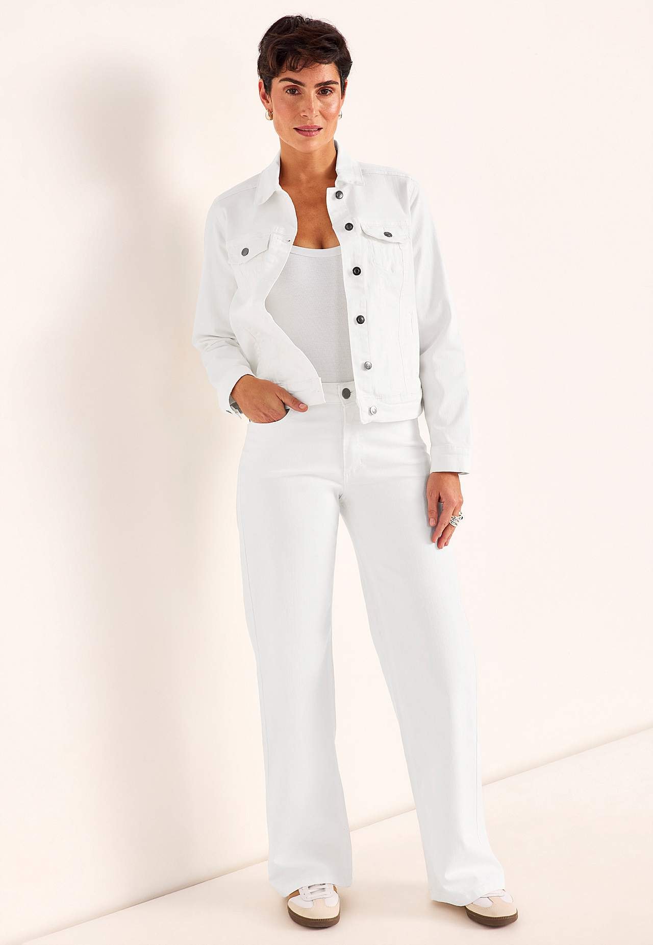 Elastīga džinsa jaka