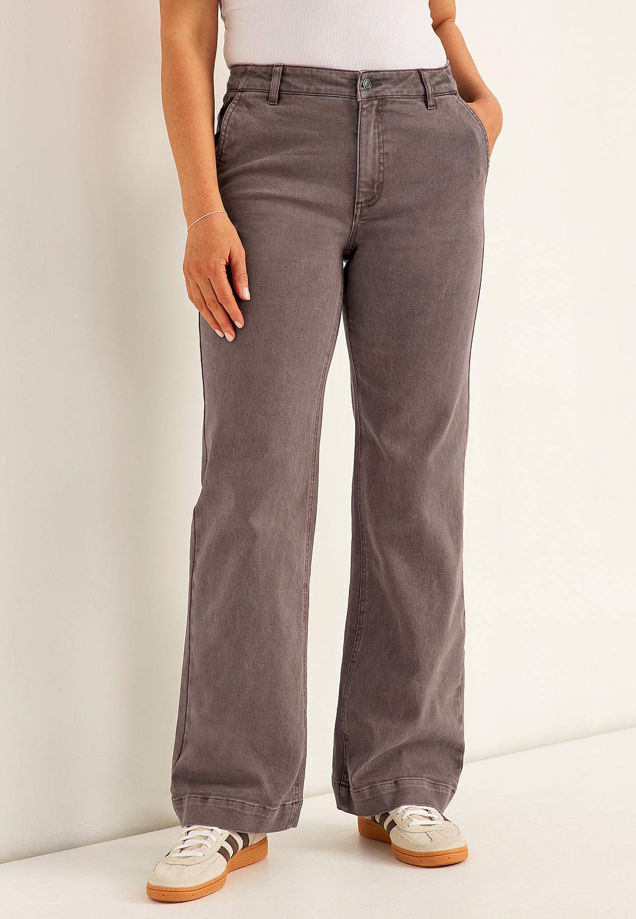 Platas garās bikses