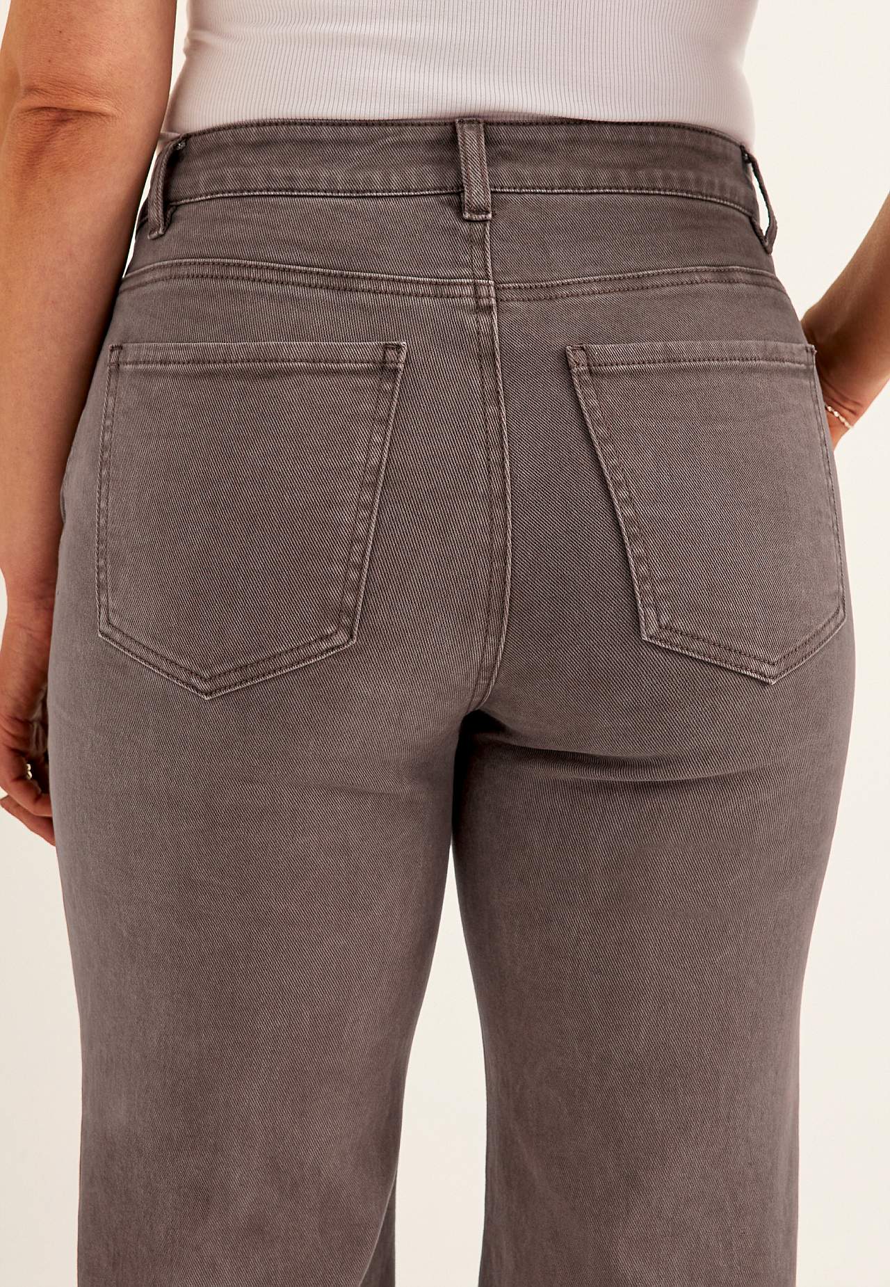 Platas garās bikses