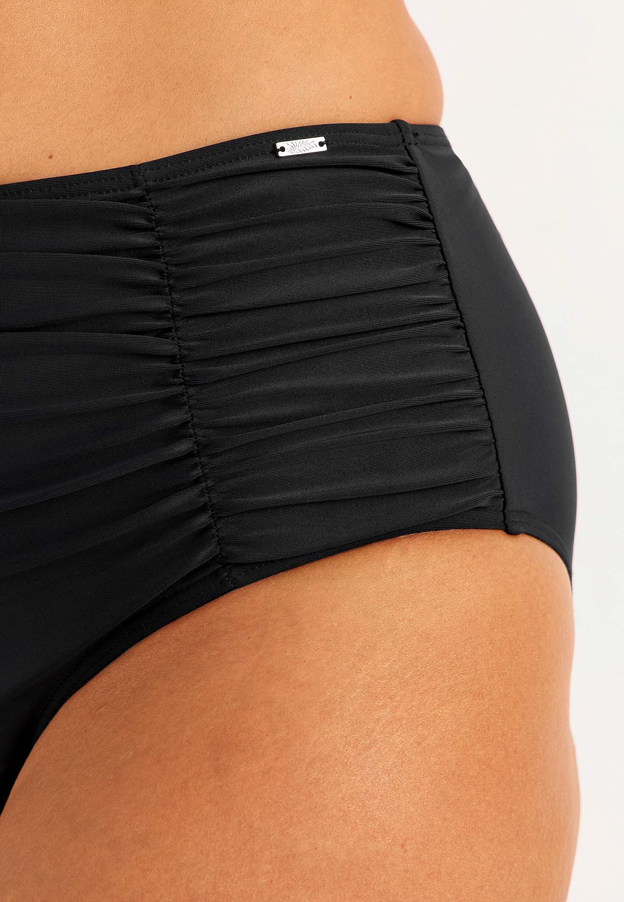 Bikini biksītes ar augstu jostasvietu