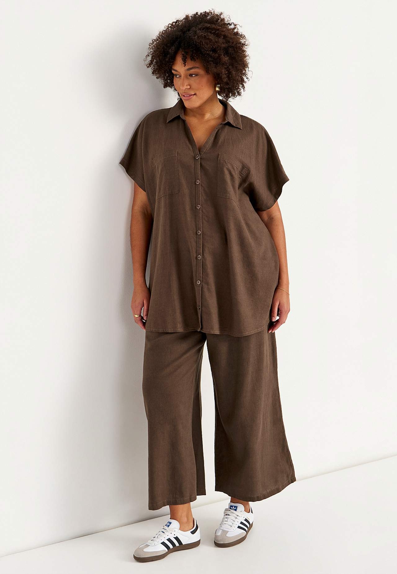 Lina tunika ar kabatām