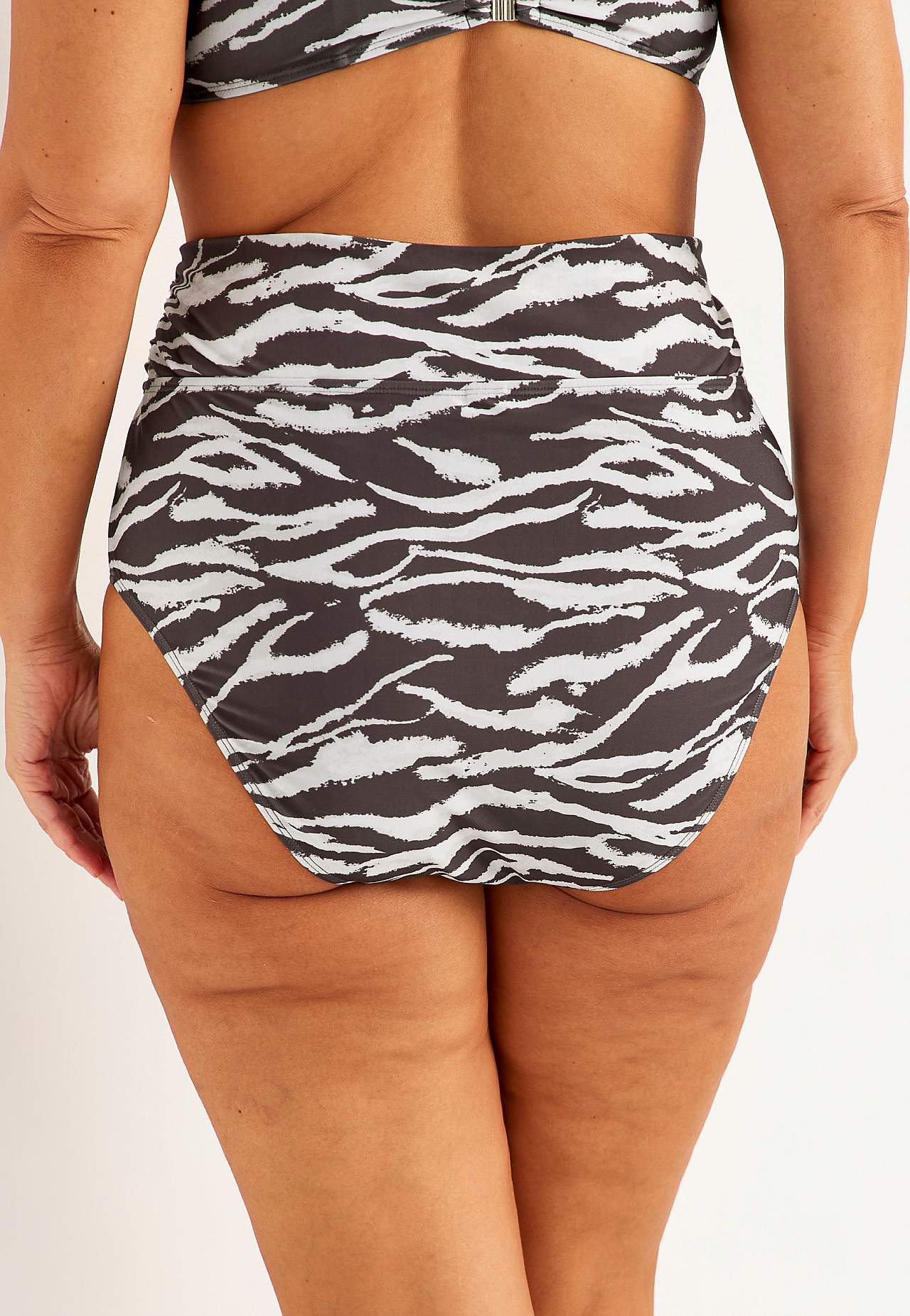 Bikini biksītes ar nolokāmu malu jostasvietā Amalfi