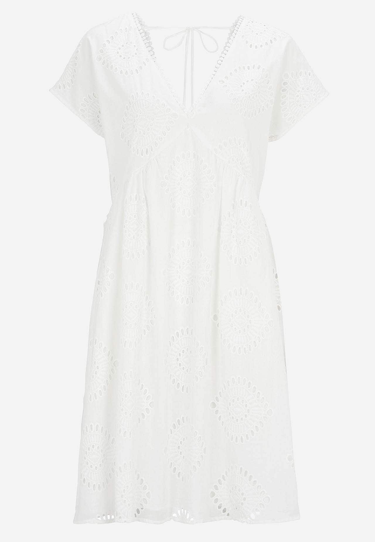 Kleita/tunika ar caurumiņu raksta izšuvumu