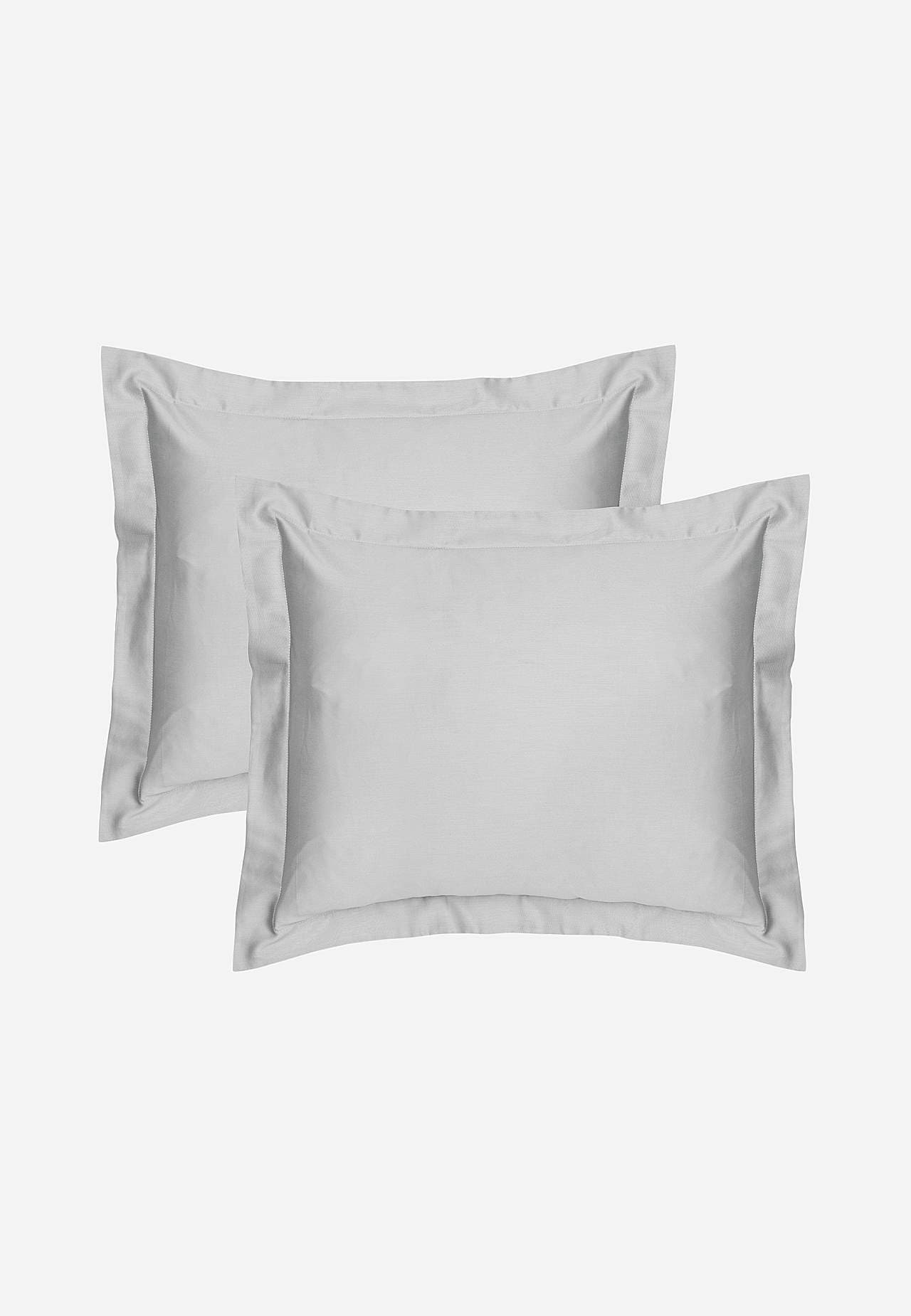 Organiskās kokvilnas satīna spilvendrāna ar volānu 50x60 cm  kompl. 2 gabali