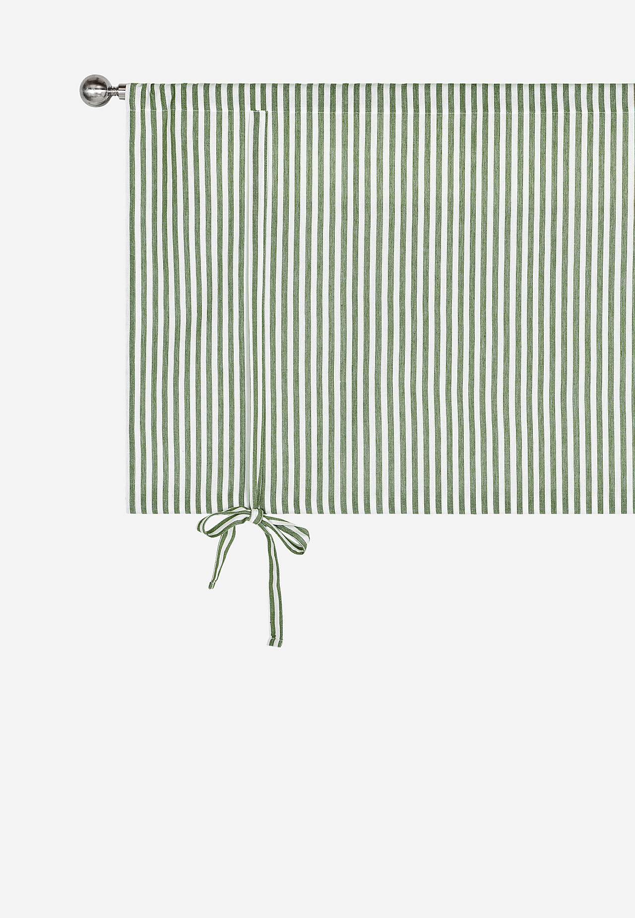 Rullējami svītraina auduma aizkari