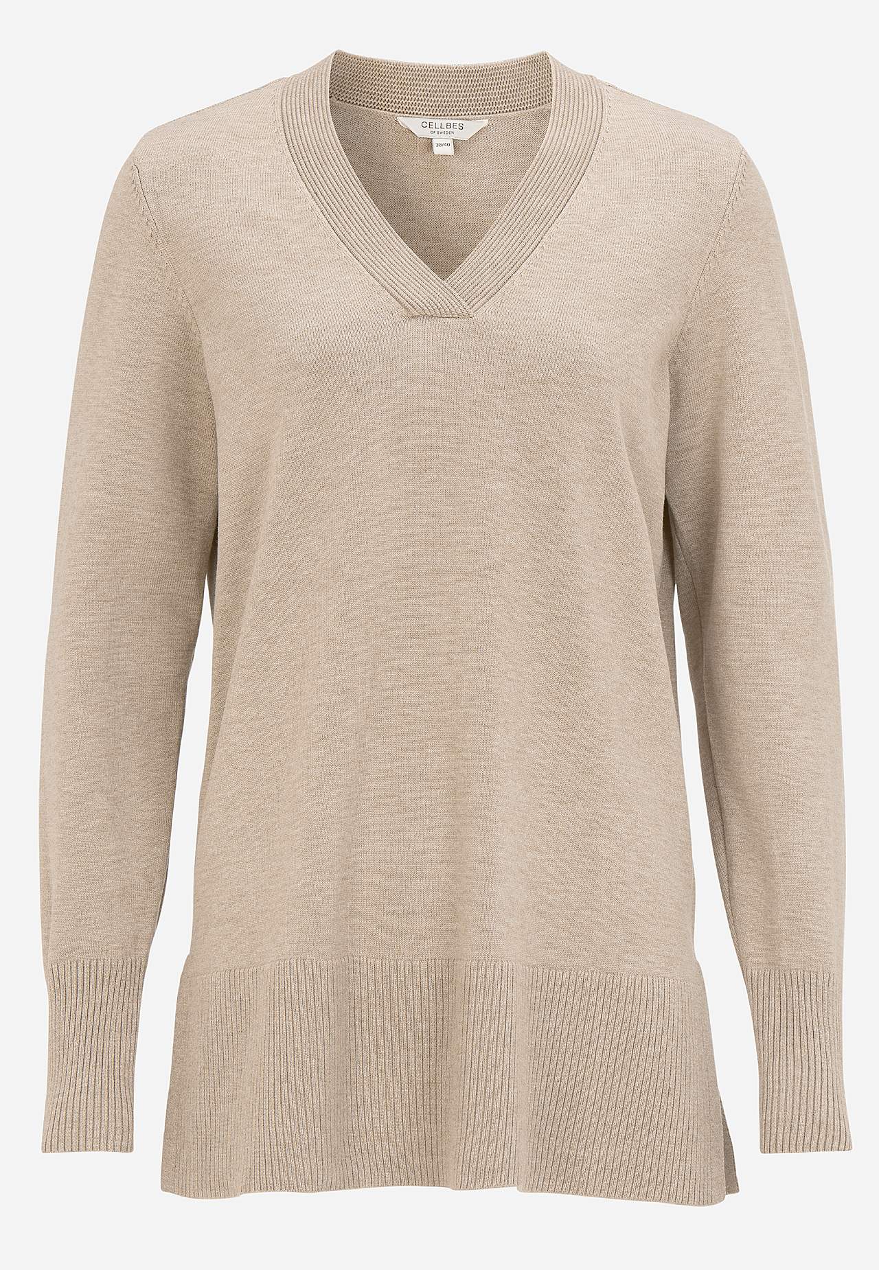 Smalka adījuma tunika