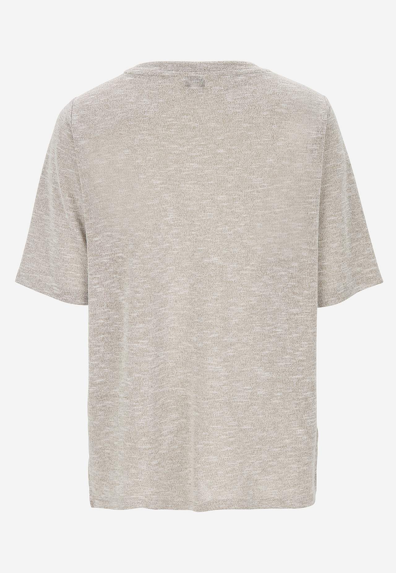 Tops ar īsām piedurknēm