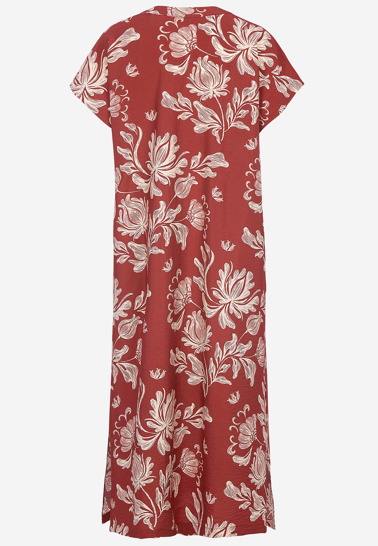 Rakstaina kleita ar kabatām